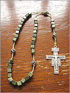 J1TC - 3-Decade Green Cubed Jade Beads
